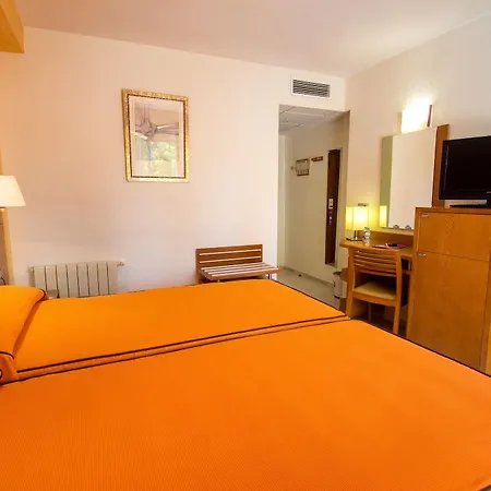 Servigroup Diplomatic 4 Sup 4*
