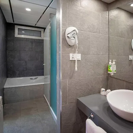 Hotel Servigroup Diplomatic 4 Sup Benidorm