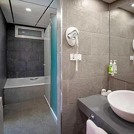 Servigroup Diplomatic 4 Sup Hotel
