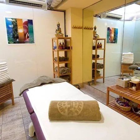 Servigroup Diplomatic 4 Sup 貝尼多姆