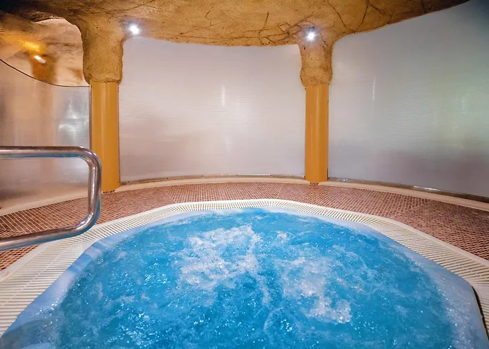 Servigroup Diplomatic 4 Sup 4*