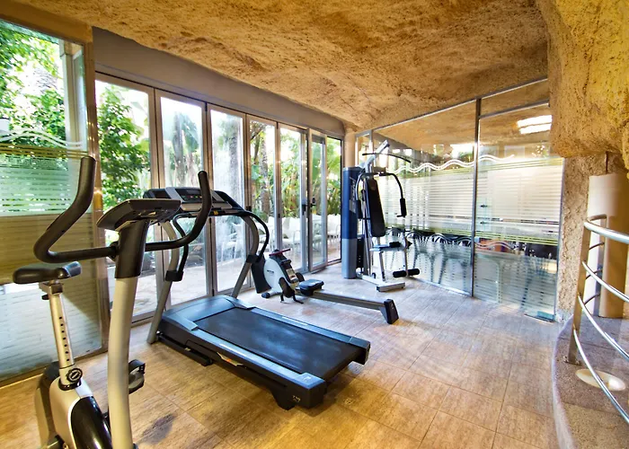 Servigroup Diplomatic 4 Sup فندق بينايدورم