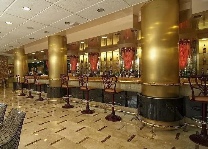 Servigroup Diplomatic 4 Sup 4* بينايدورم